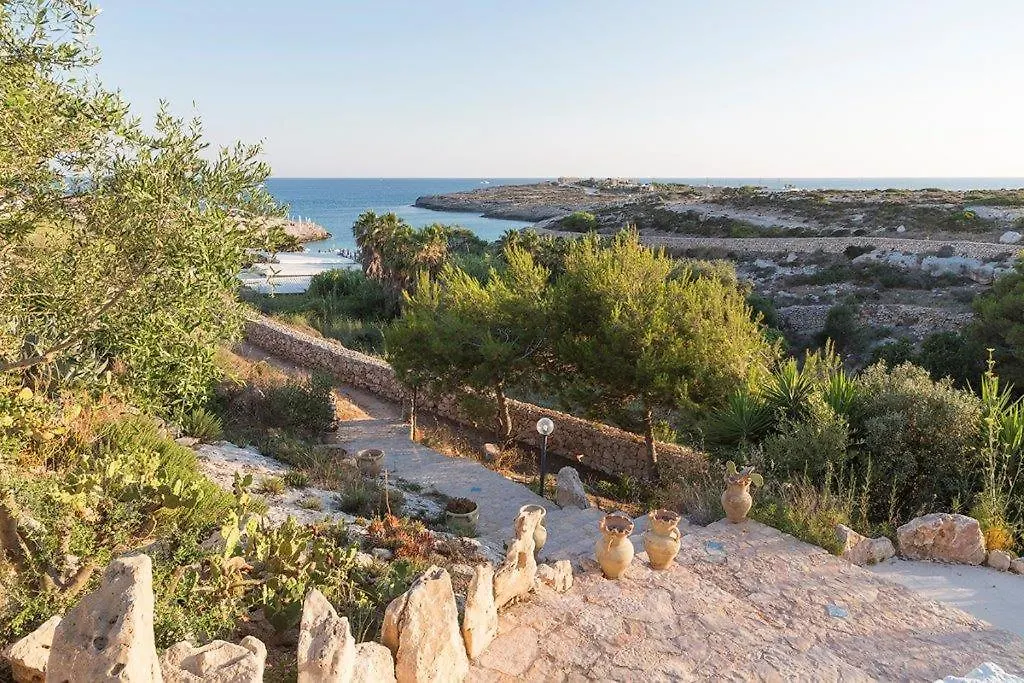 Artemide - Le Due Lune Lampedusa 0*,  Italy